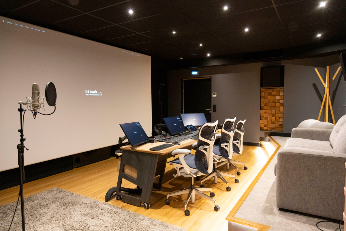 banner-studio-image